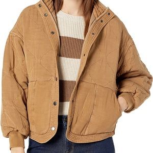 BlankNYC Drop Shoulder Quilted Jacket Size M